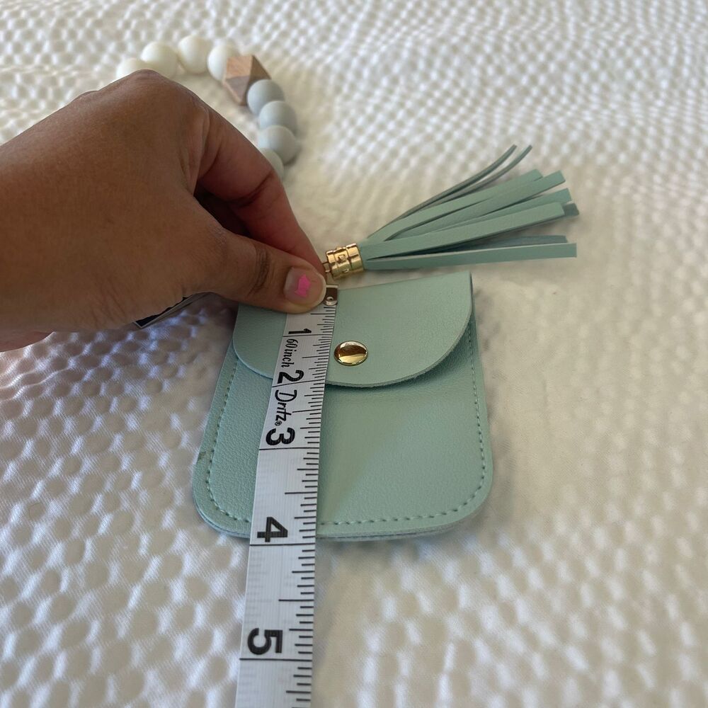 NWT Women's Car Key Ring Bracelet Blue Beaded Keychain Wallet Bag Charm - Picture 4 of 7